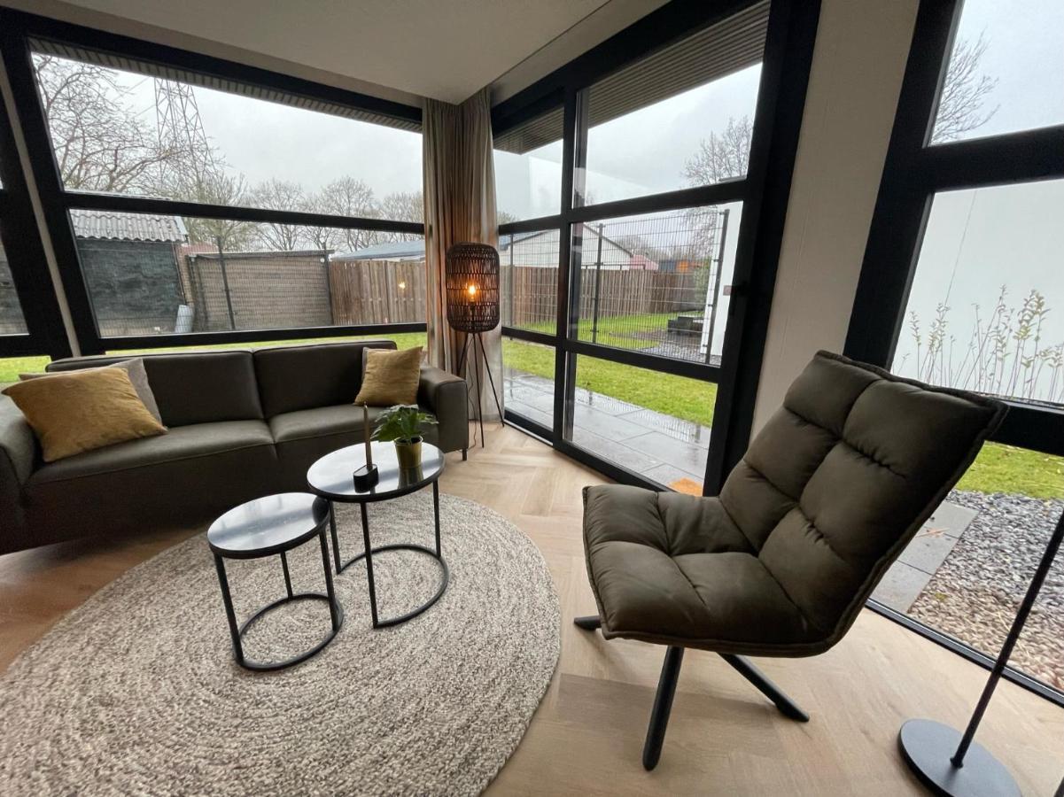 Edelhert, Moderne En Comfortabele Vakantiewoning Met Hottub! 에르멜로 외부 사진